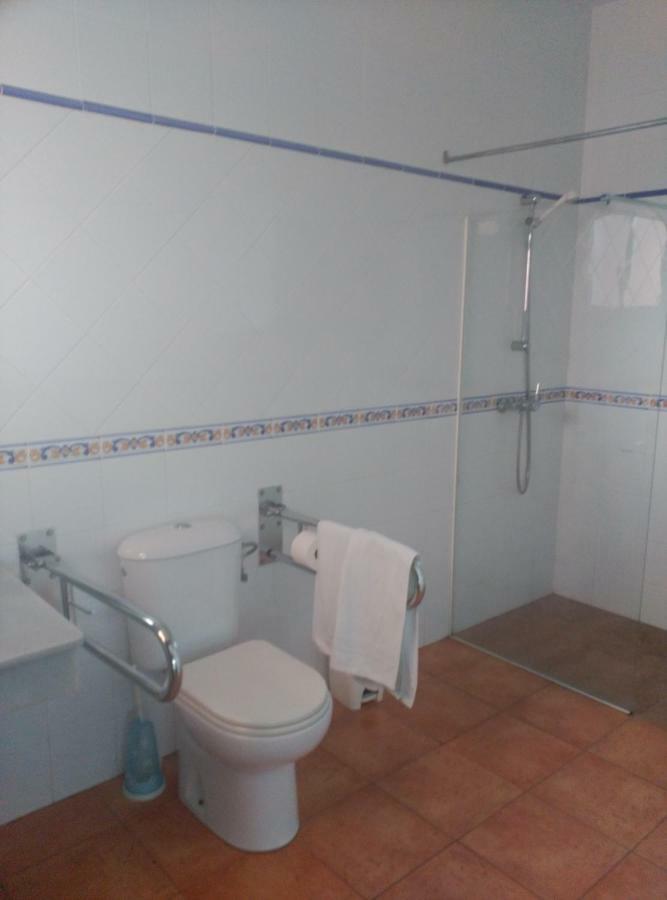Hostal Rte. Casa Miguel Matalascañas Exteriör bild